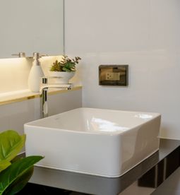 Expertise in negotiation