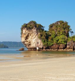 Opportunities for real estate investment nearby the Nopparat Thara Beach area