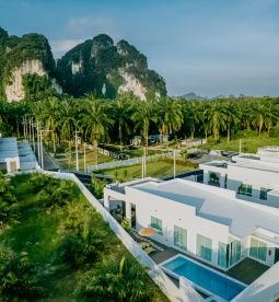บรรยากาศดี ใกล้ชิดธรรมชาติ (Good atmosphere and close to nature)
