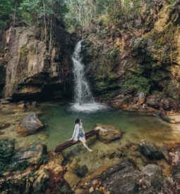 น้ำตกหินเพิง (Hin Phoeng Waterfall)