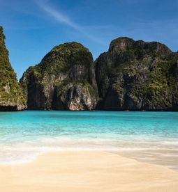 Visiting Krabi province by boat