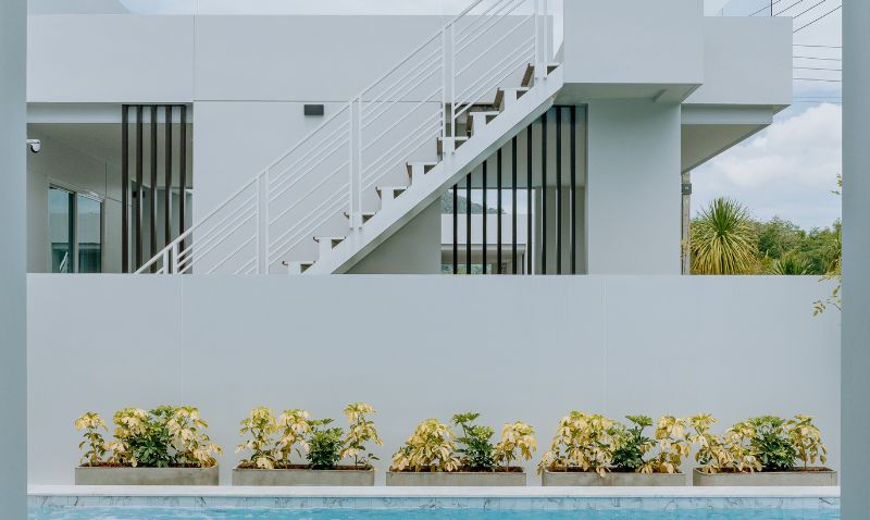 Choose a house that meets your lifestyle. What type of house is popular in Thailand?