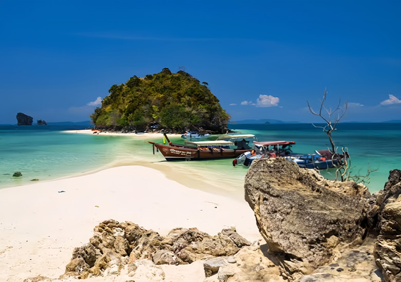 หาดอ่าวนาง (Aonang Beach)